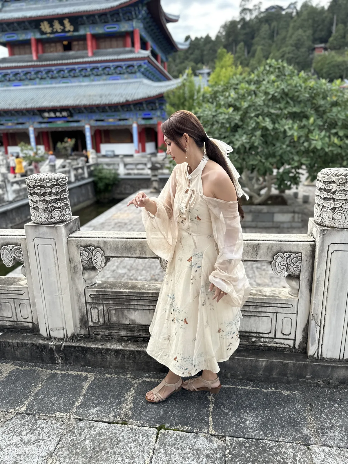 Đặt nhân vật vào điểm nhìn rõ — khung ban đầu